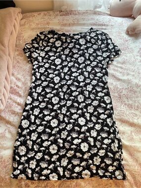 Fashion Union Black Floral Short Sleeve Dress